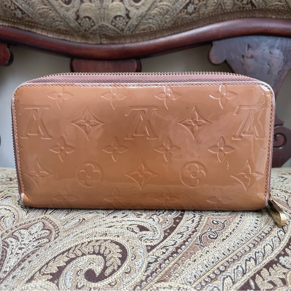 Louis Vuitton Caramel Light Brown Vernis Zip Around Long Wallet Zippy Authentic